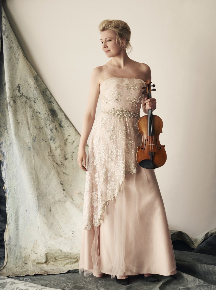 Elina Vähälä, violin