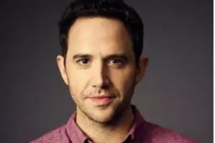 Santino Fontana