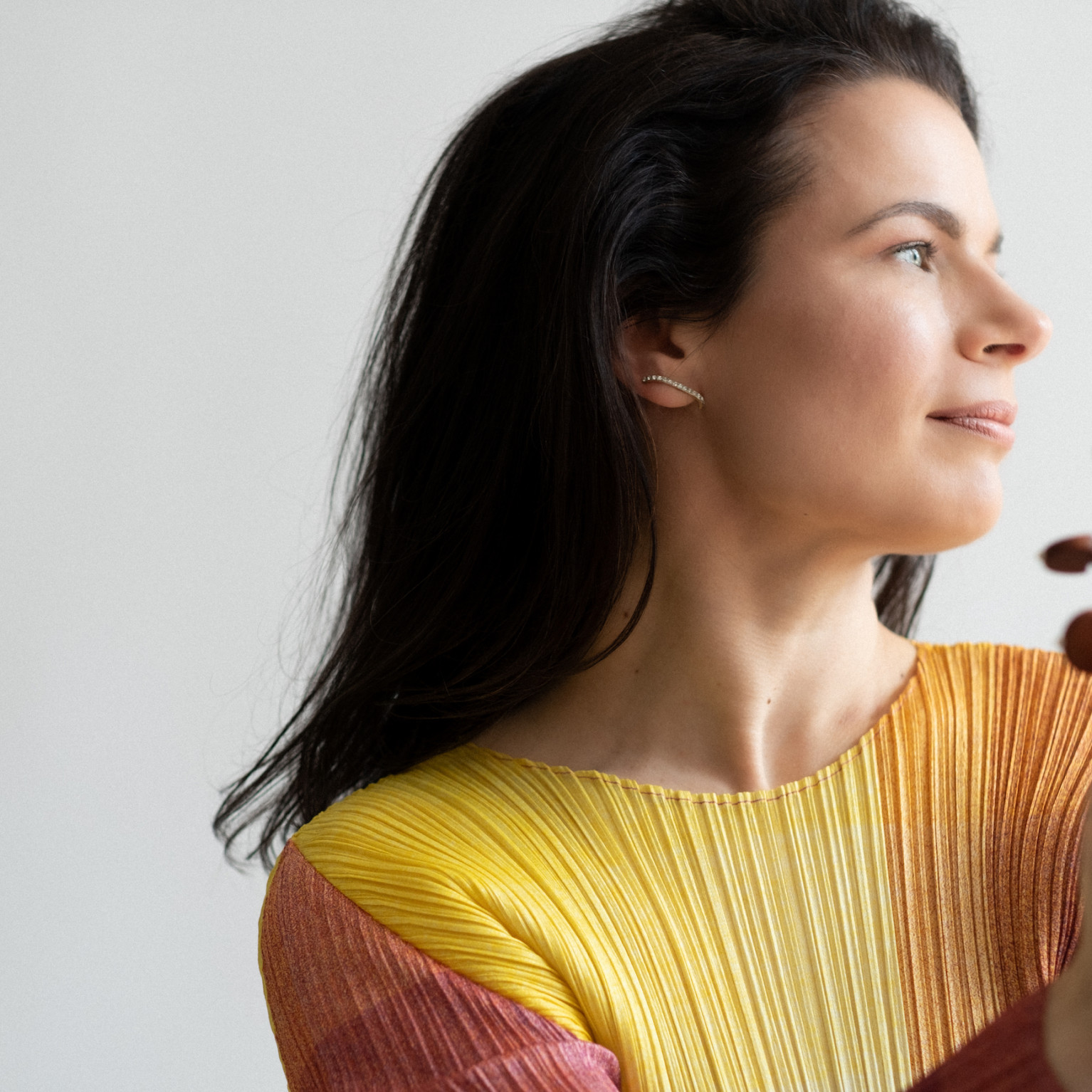Bella Hristova, violin - headshot
