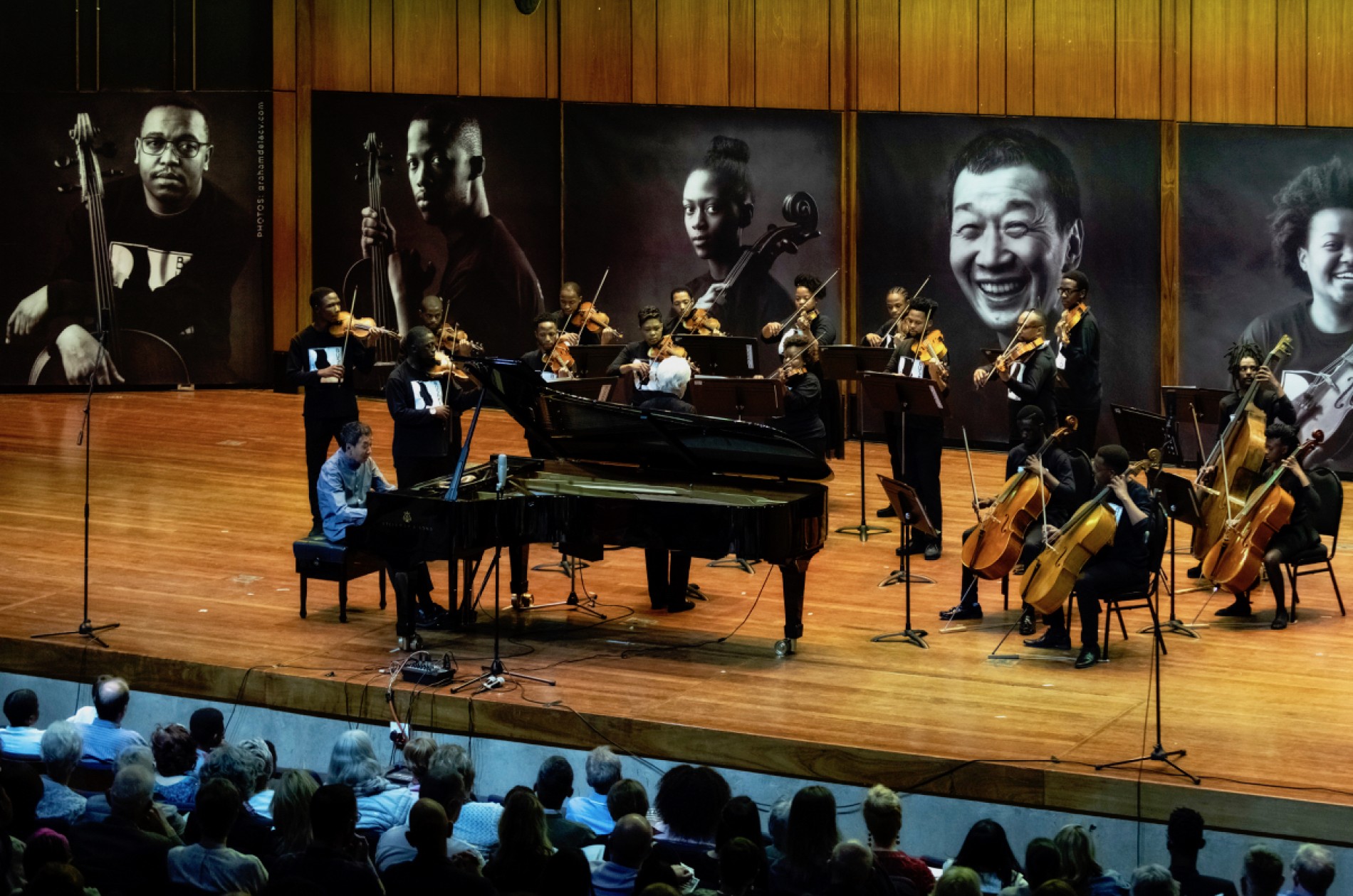 Melvyn Tan, piano, and Buskaid Ensemble