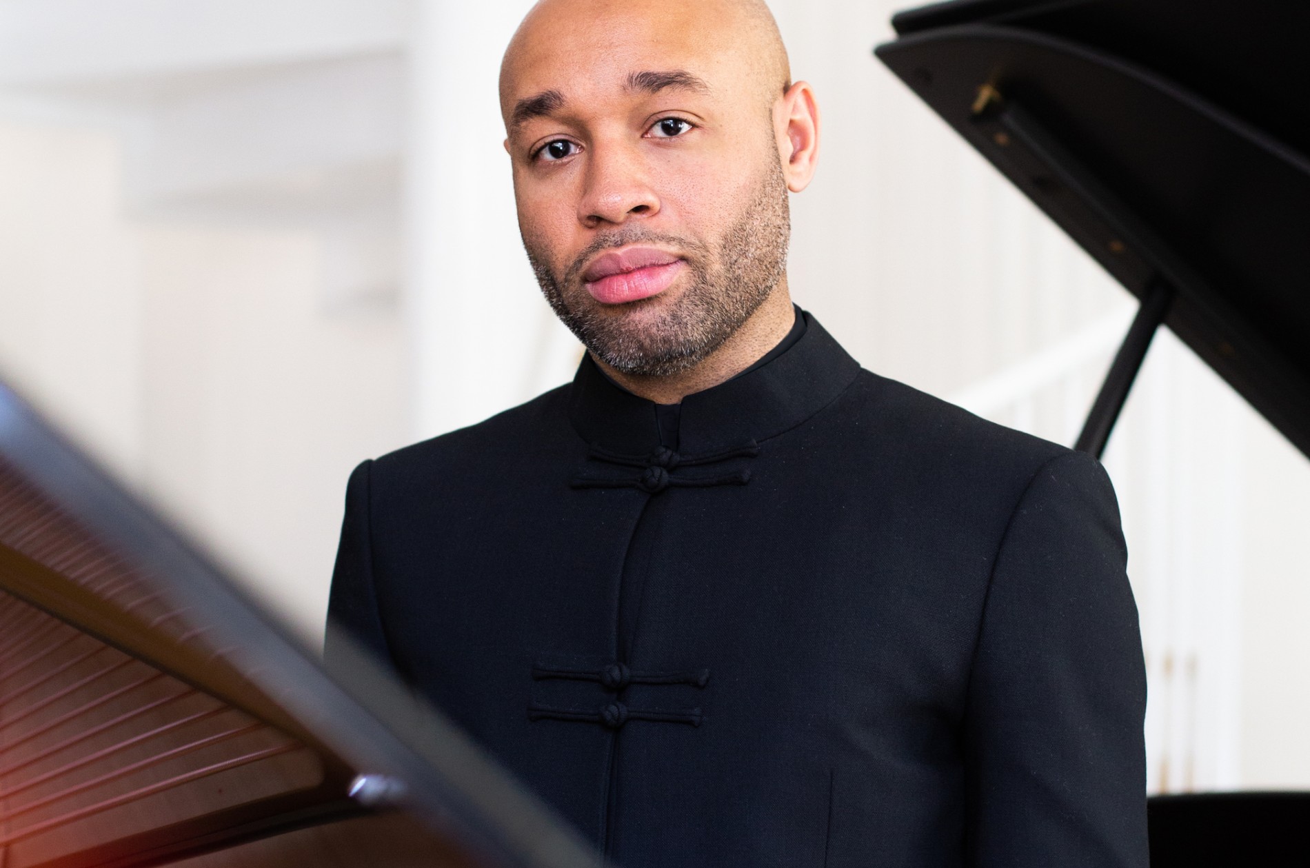 Aaron Diehl, piano