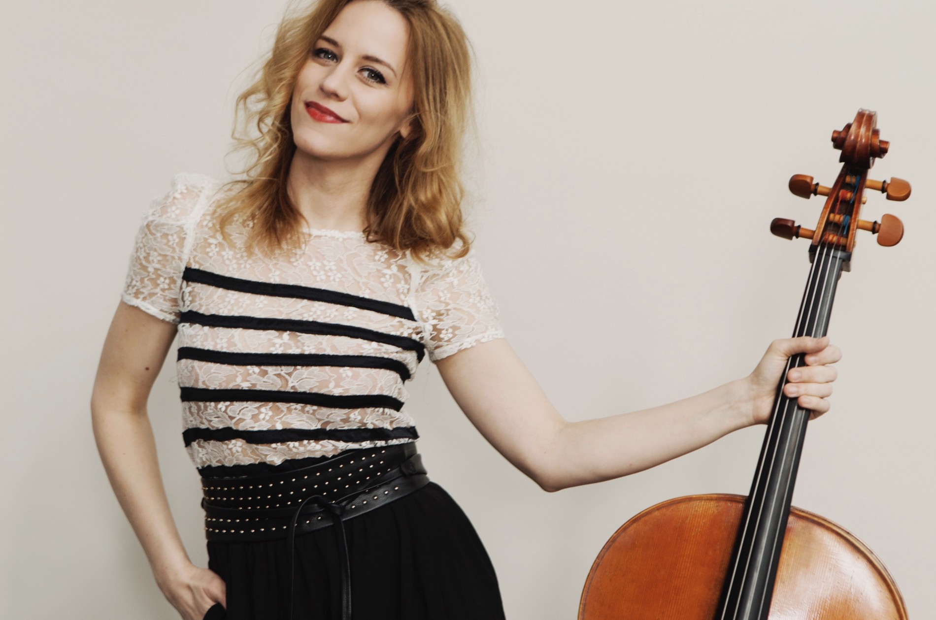 Maja Bogdanović, cello – publicity photo
