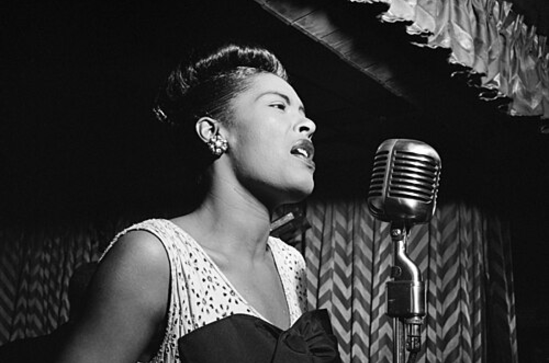 Billie Holiday sings, by William Gottlieb